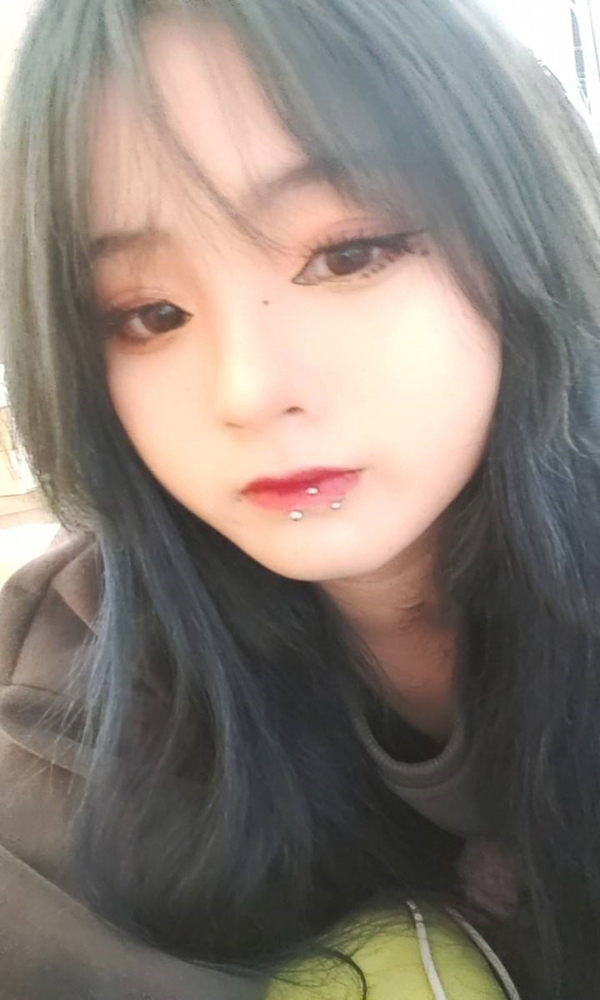 学生小野猫嗷呜