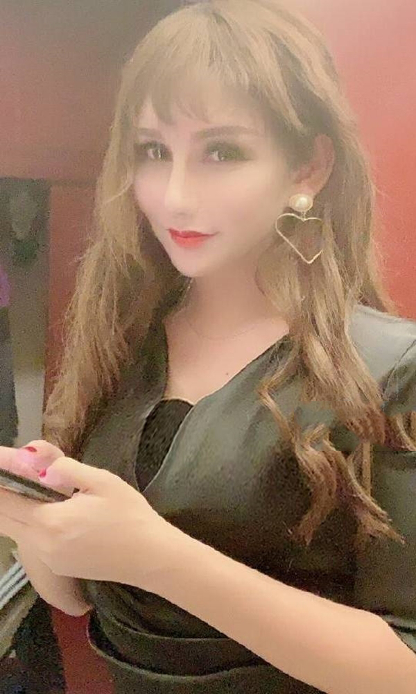 白领美娜子小美儿