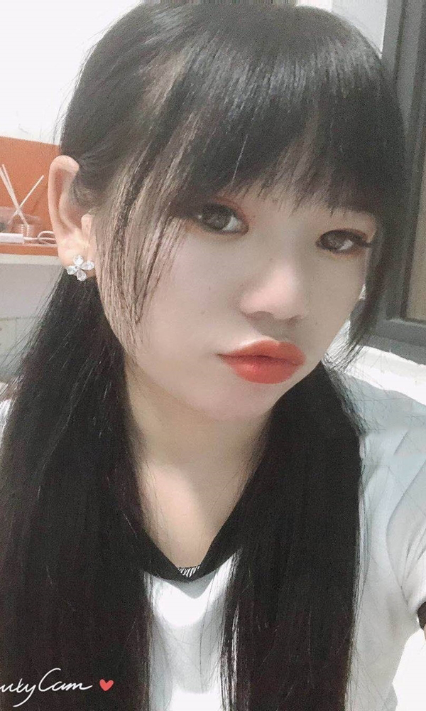 学生小可爱小可爱