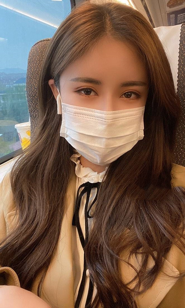 模特小颖小姐姐