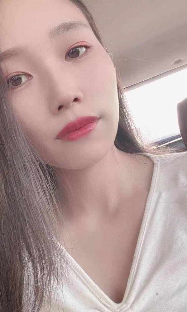 学生春天的太阳