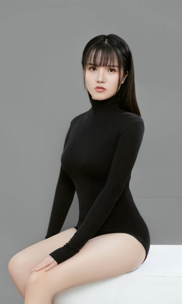 模特安妮小姐姐♥