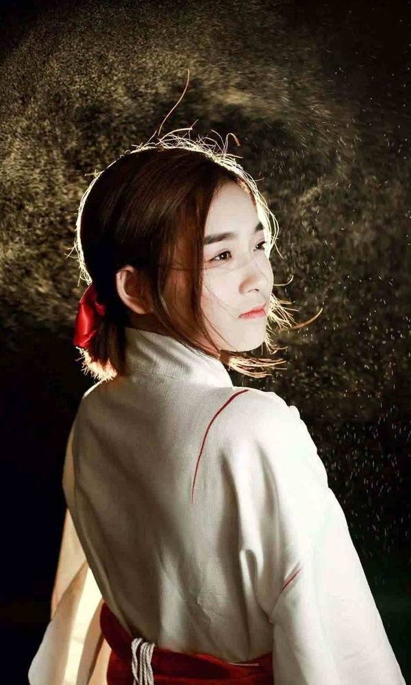 学生涵涵超可耐