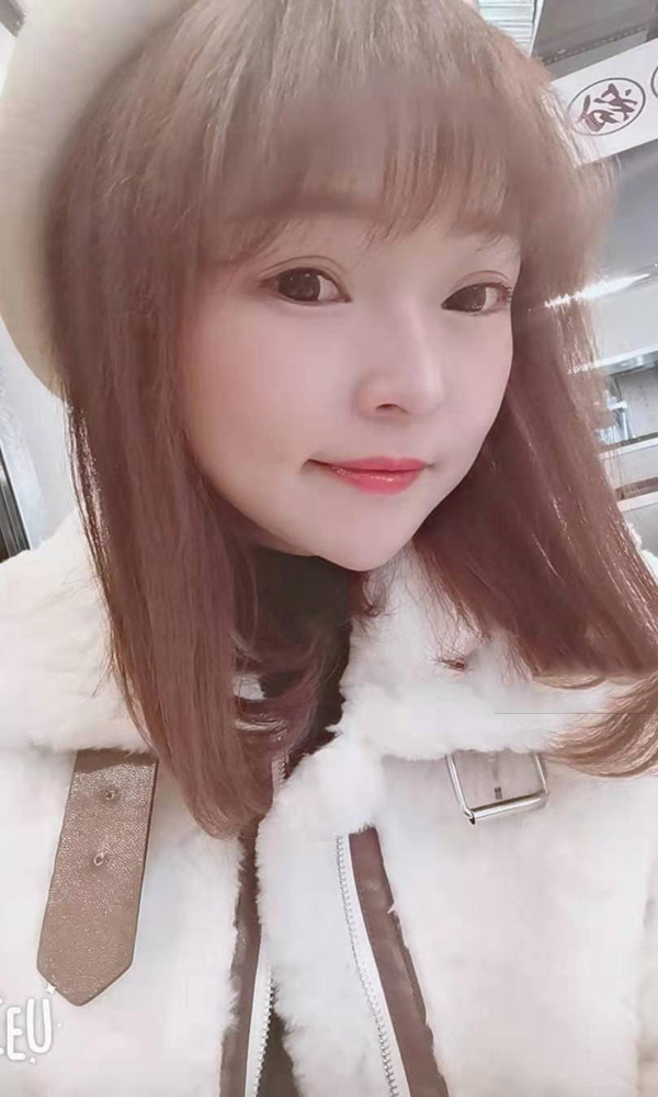 白领盖世小美女