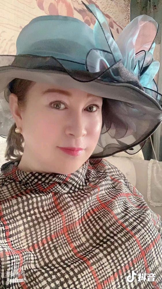 白领小九到此一游