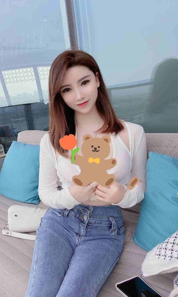 白领温柔的小泡