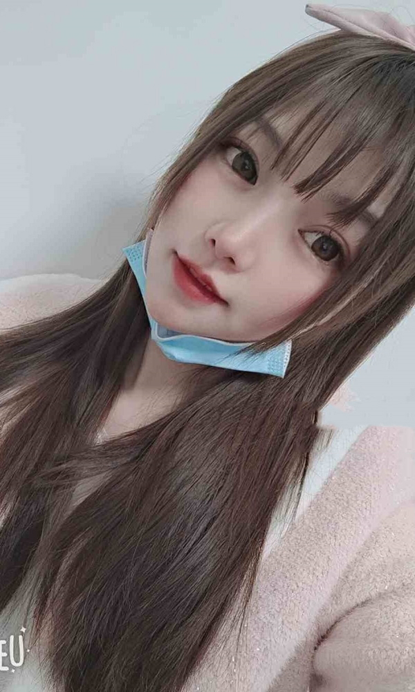 学生萝莉爱你么么哒