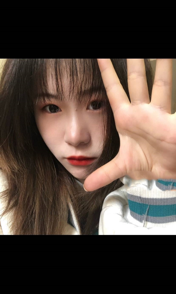 学生想抱你睡觉