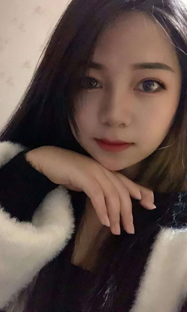 学生喝茶颜悦色