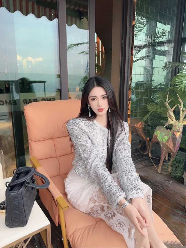 模特李嘻嘻