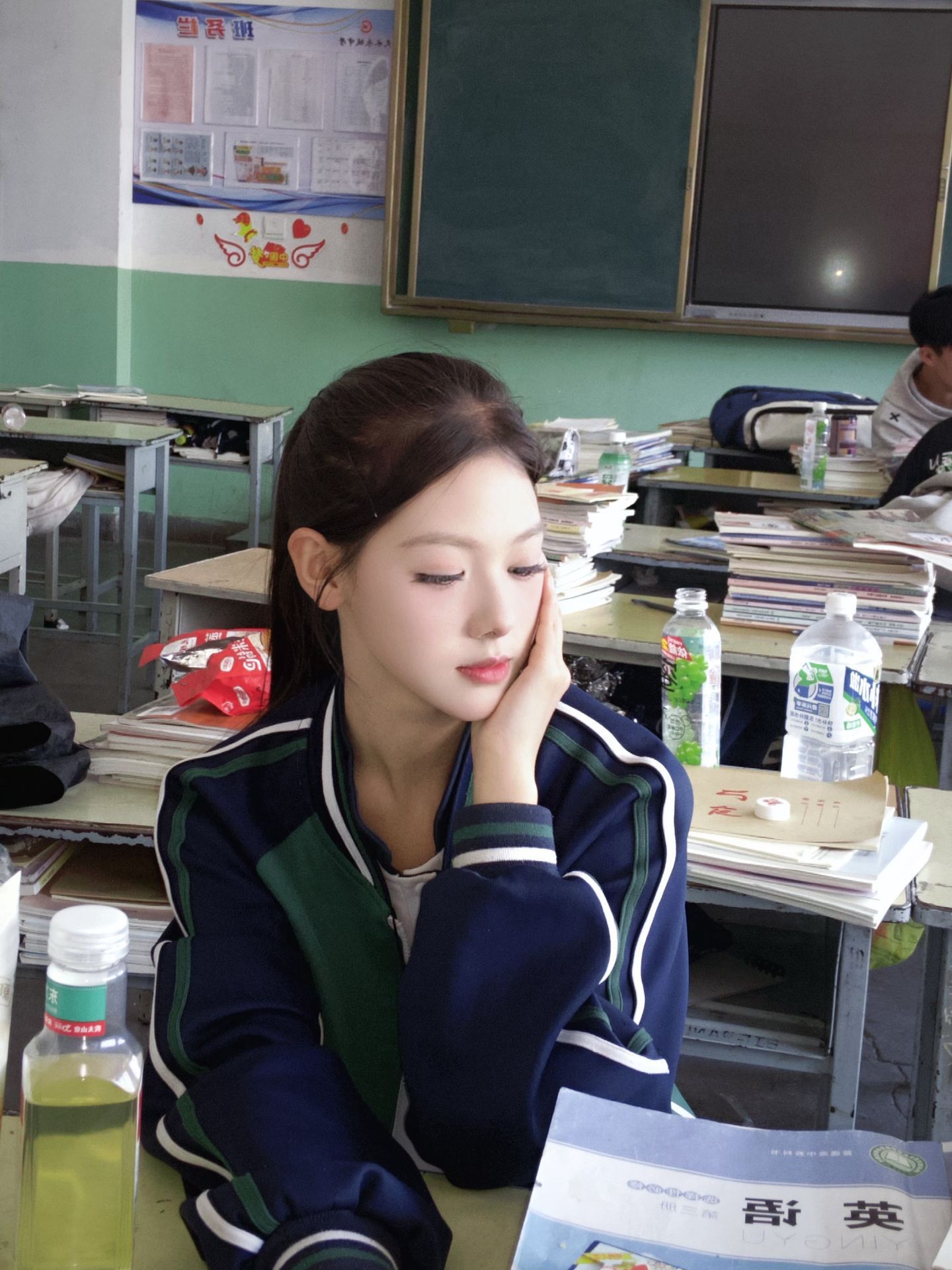 伊伊
