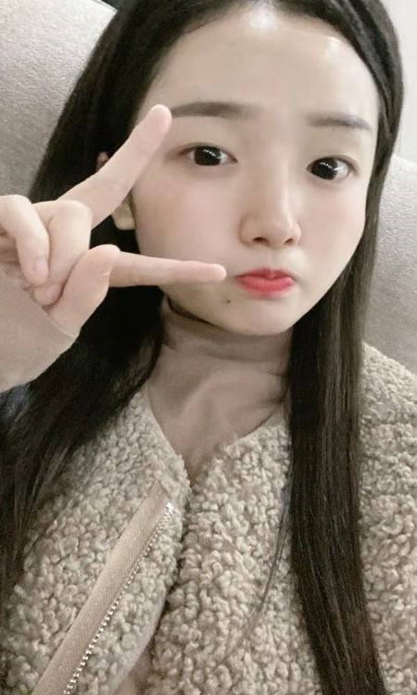 学生白月光在照耀