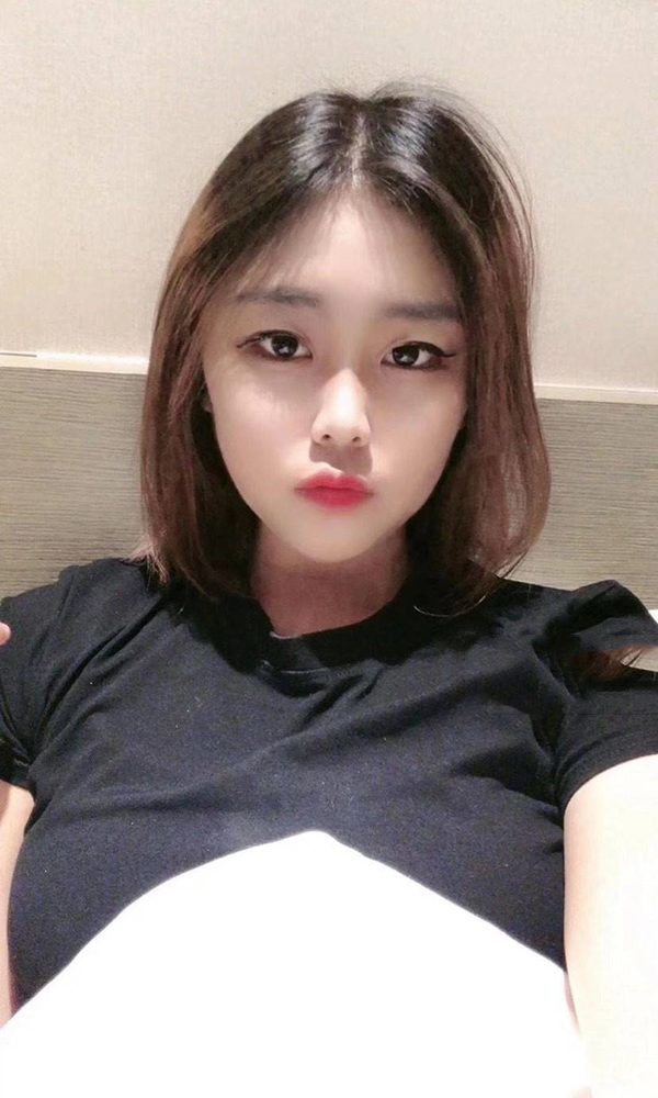 模特单身小姐姐