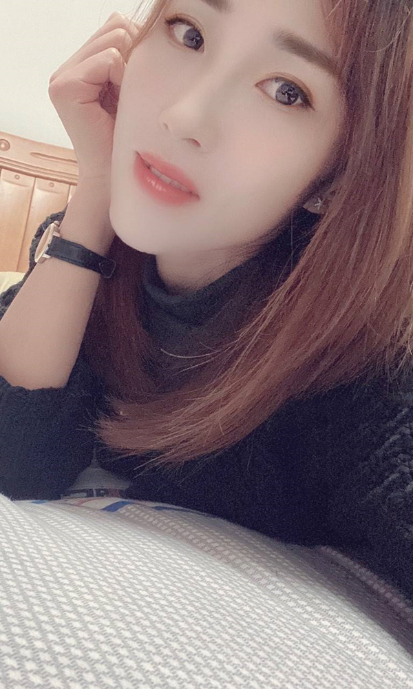 学生落叶总在飘零