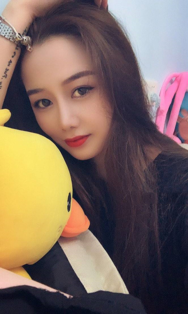 白领这风格独特