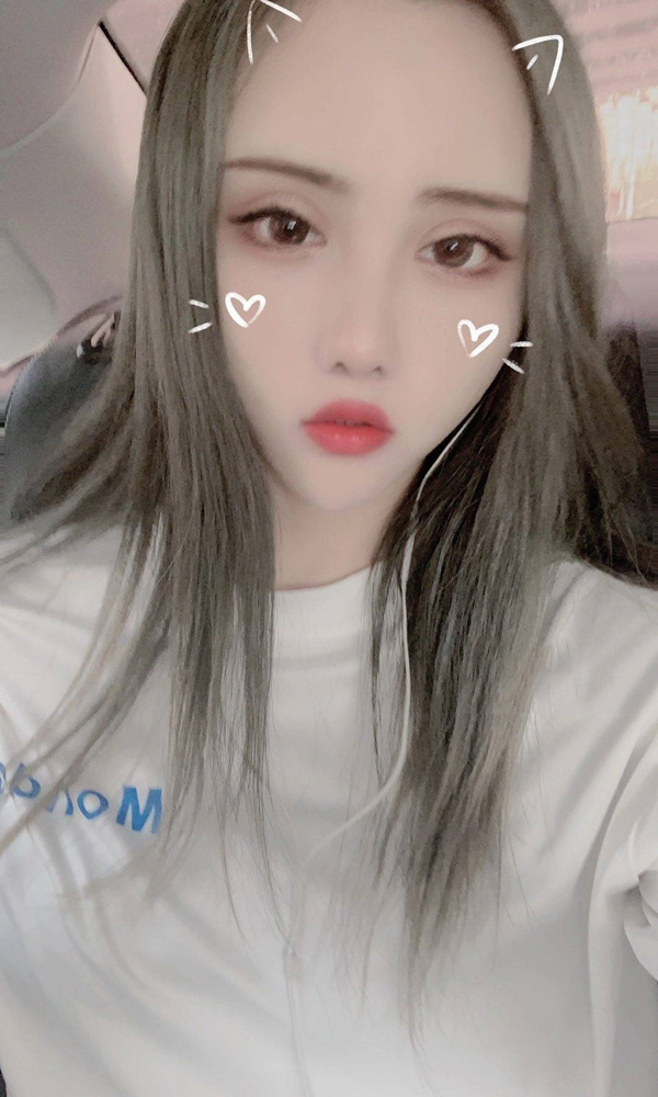 模特上海TS萱萱