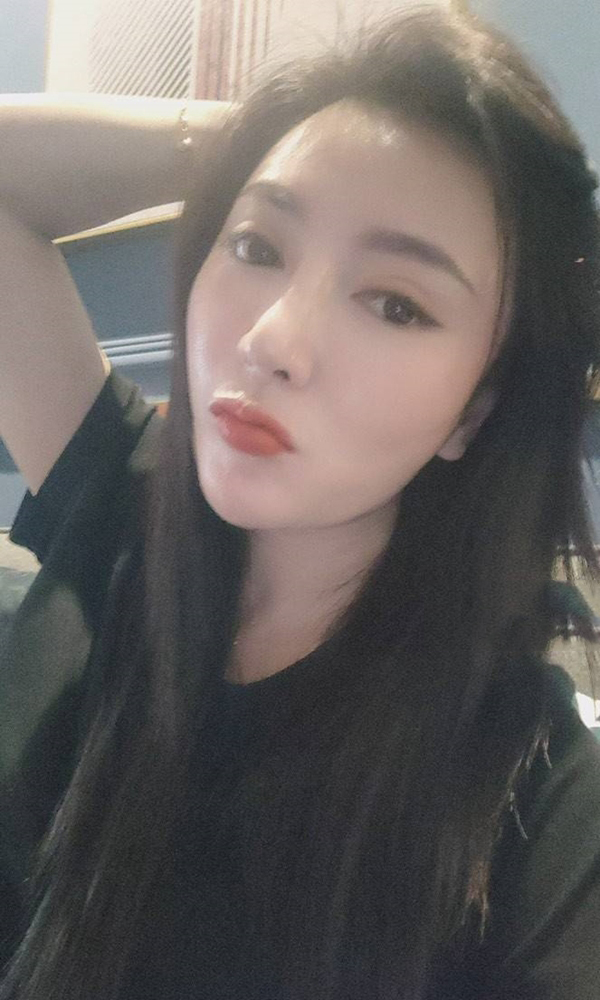 白领哇塞小琪琪