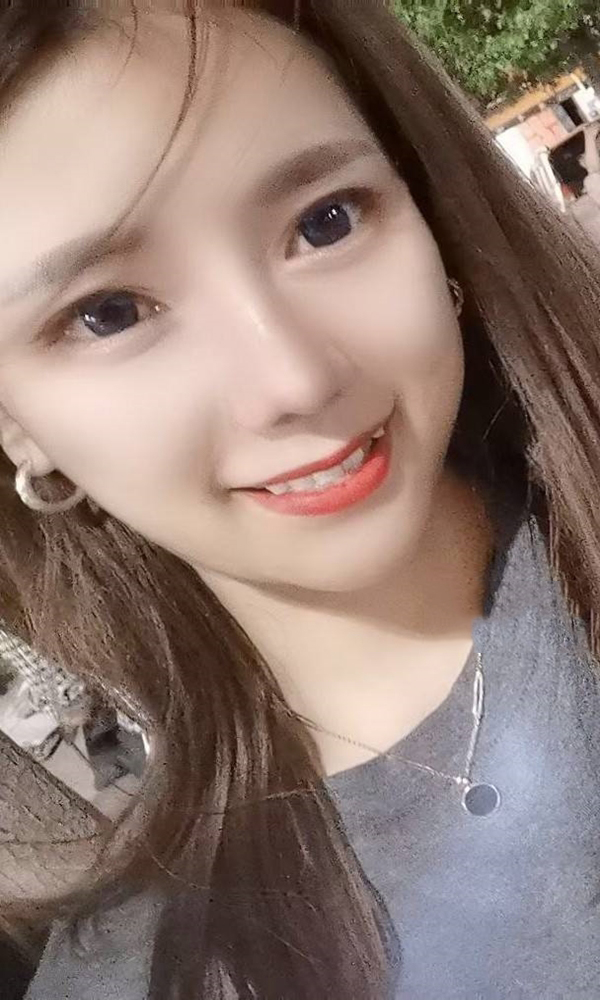 学生天使的羽毛