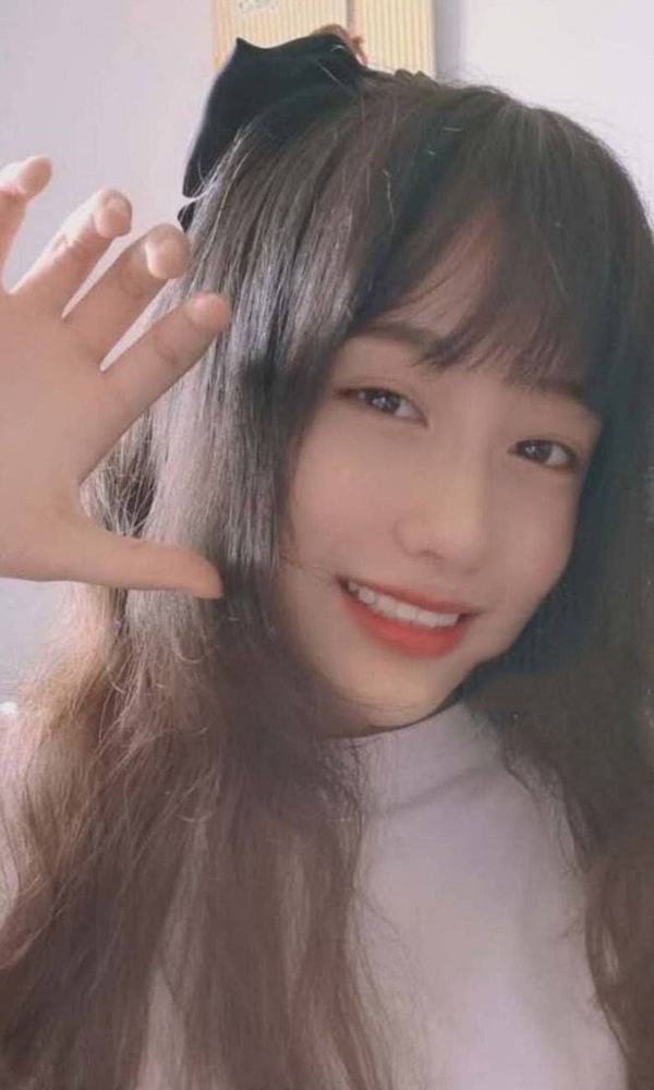 白领我是小雅雅