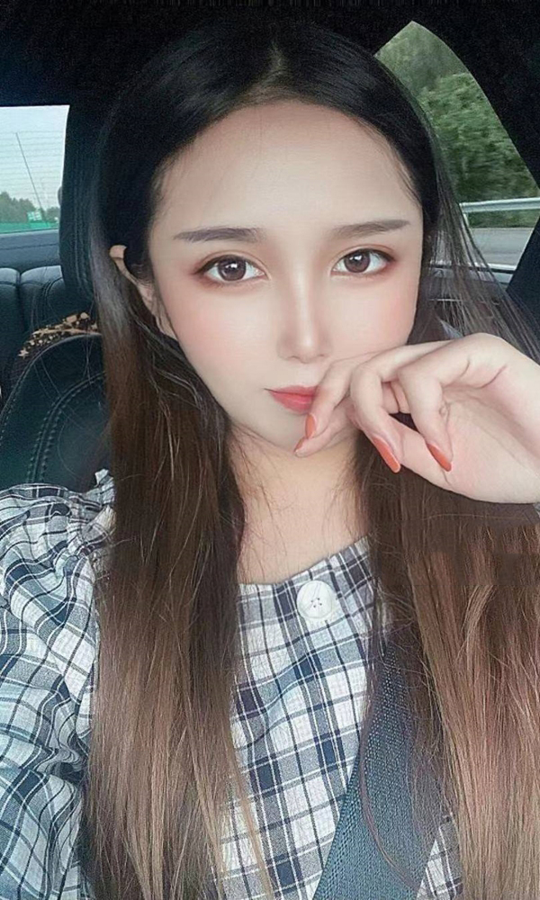 学生发现自己好美