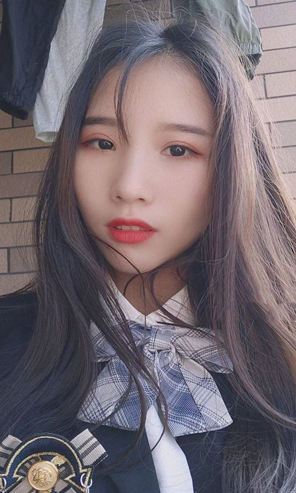 学生婷婷丶超撩丫