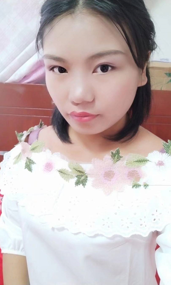 白领百合的盛世恋