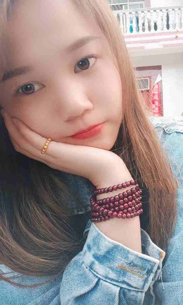 白领苏苏喂叔叔