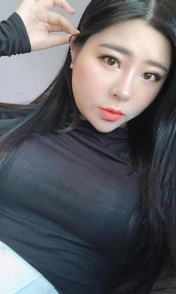 白领桃子是微胖