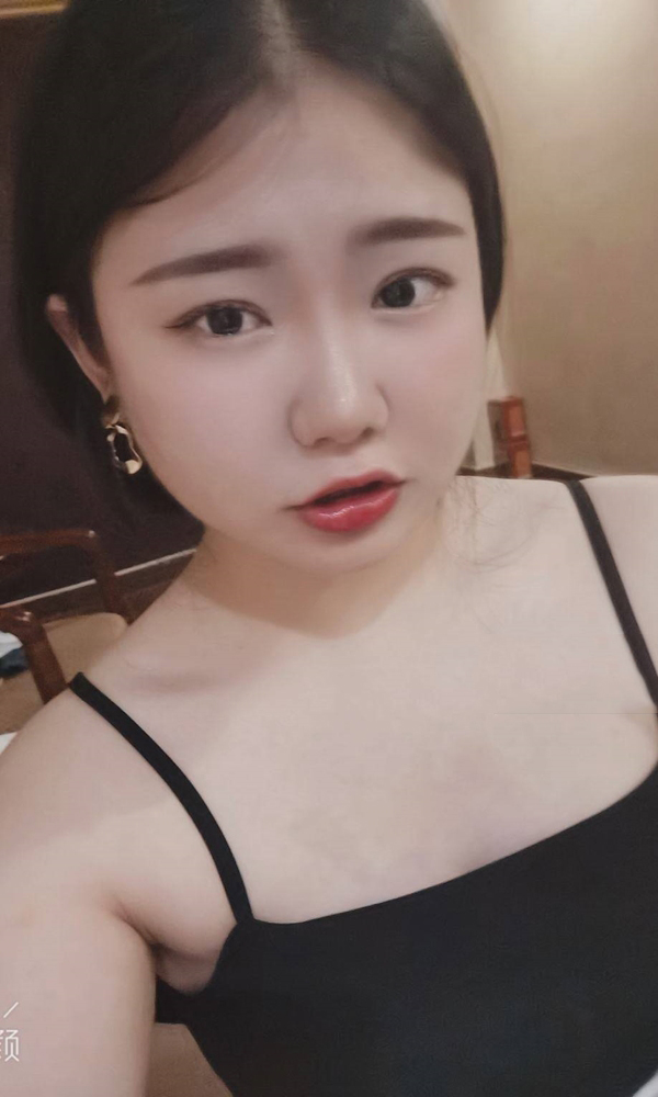 白领一只可爱姗