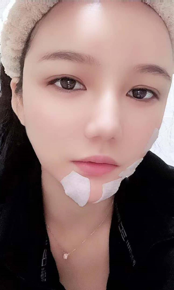 模特是你呀betty