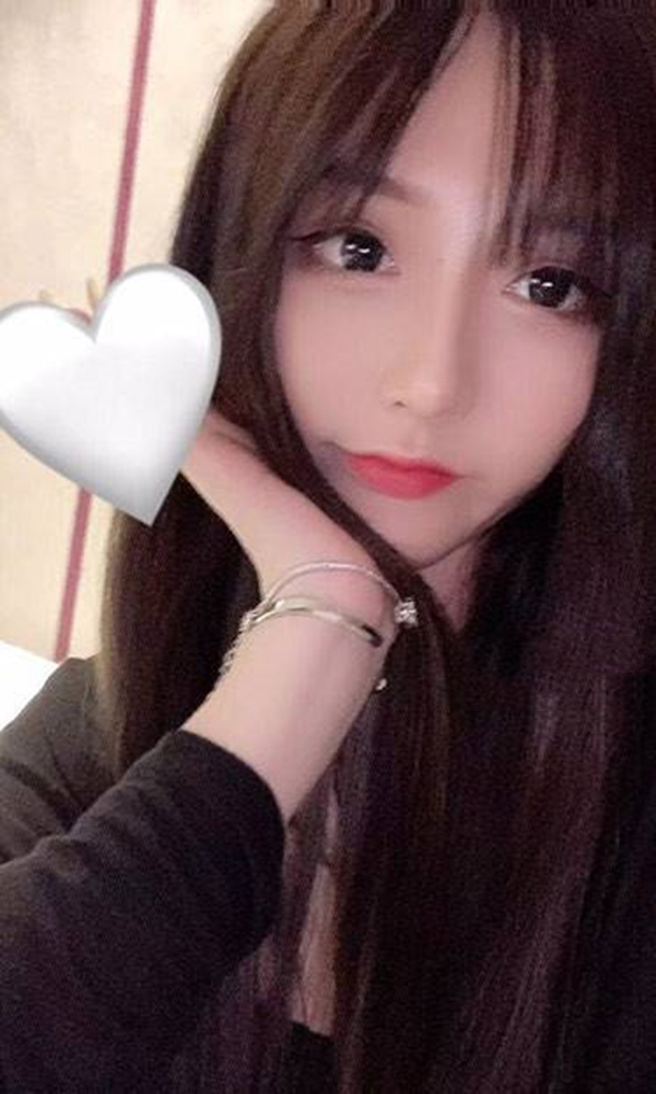 学生宣萱小可爱