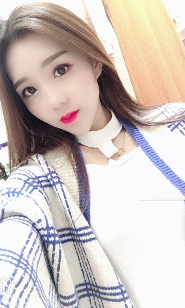 模特思琪小可爱