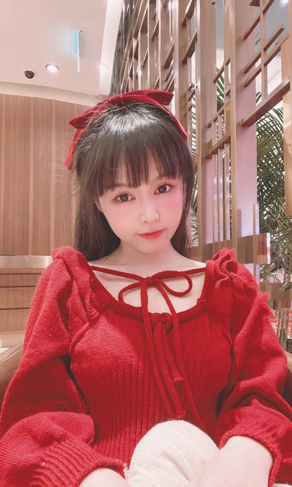 学生小丹爱吃香菜