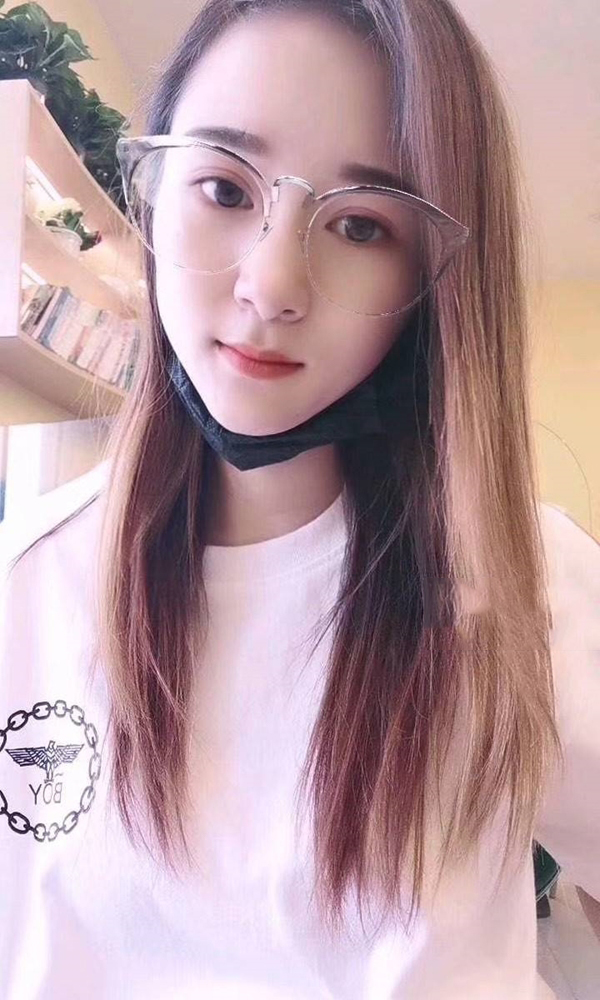 学生请叫我小可爱111