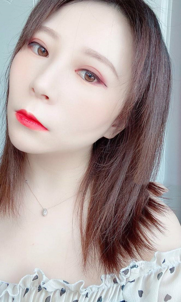 白领小白兔白又白