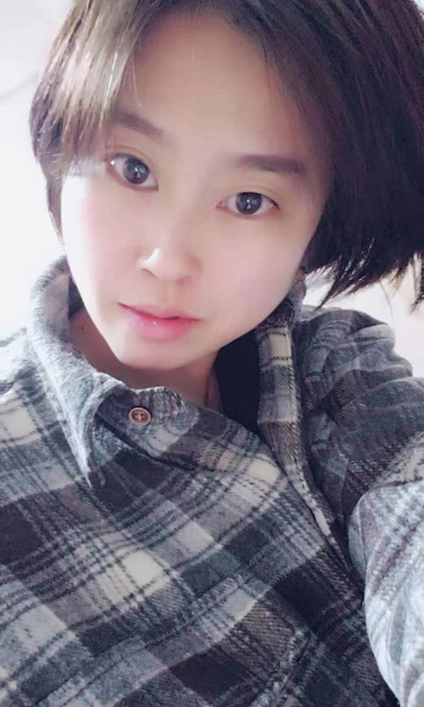 学生雨季中的冬天