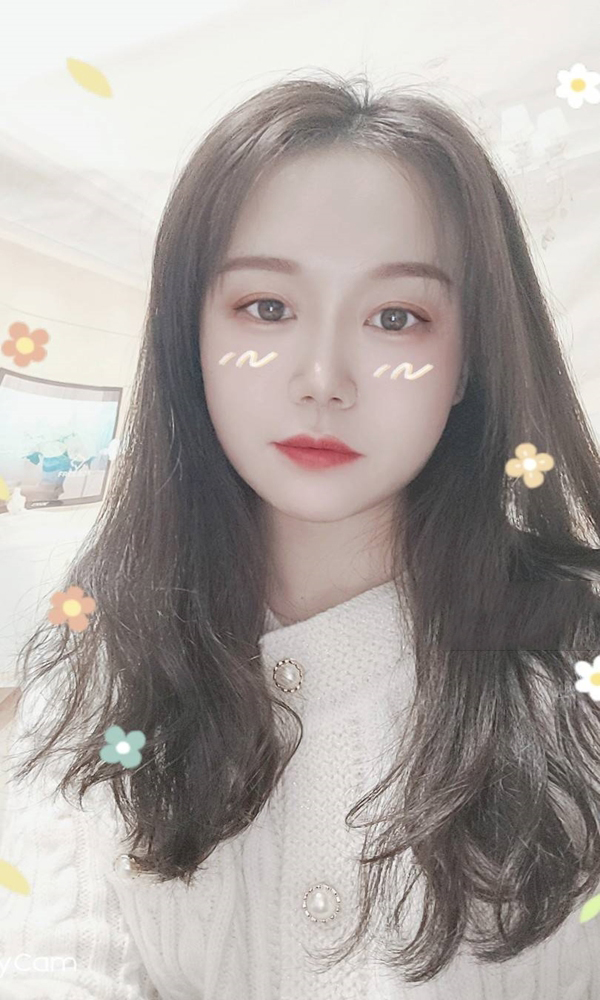 白领顽皮的小姐姐