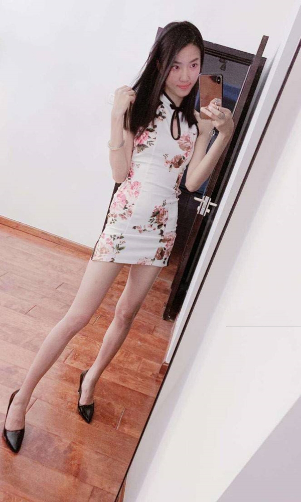 学生古筝长腿蝴蝶见视