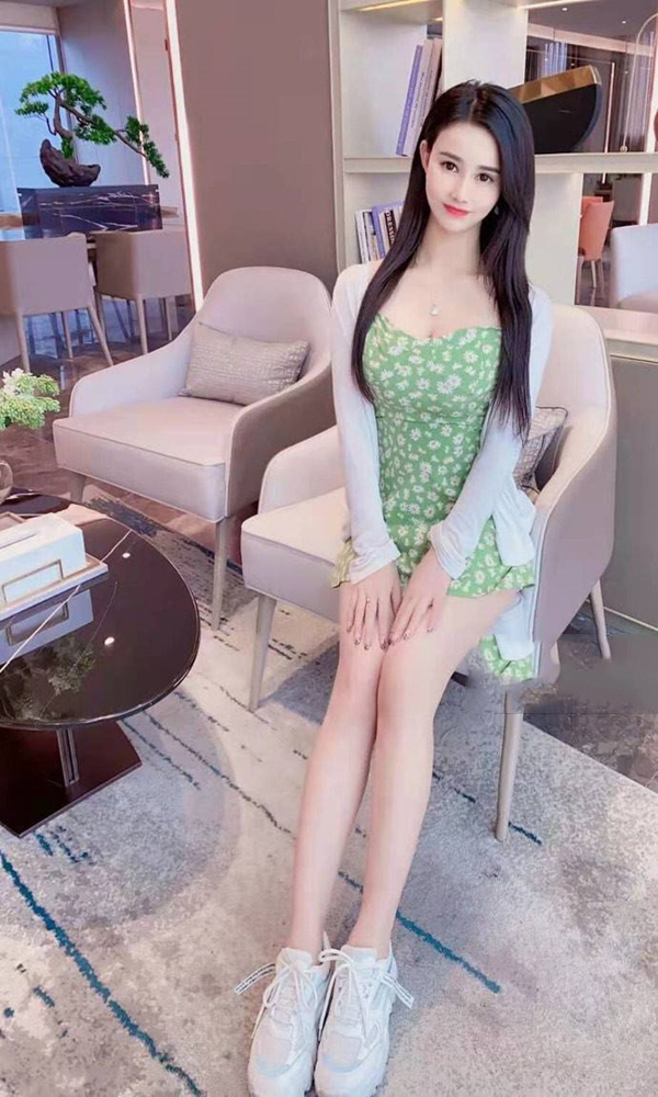 白领温柔的欢欢