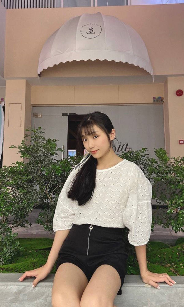 模特爱吃小龙虾