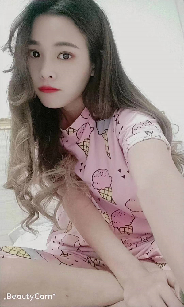 模特淺唱那懮傷☆