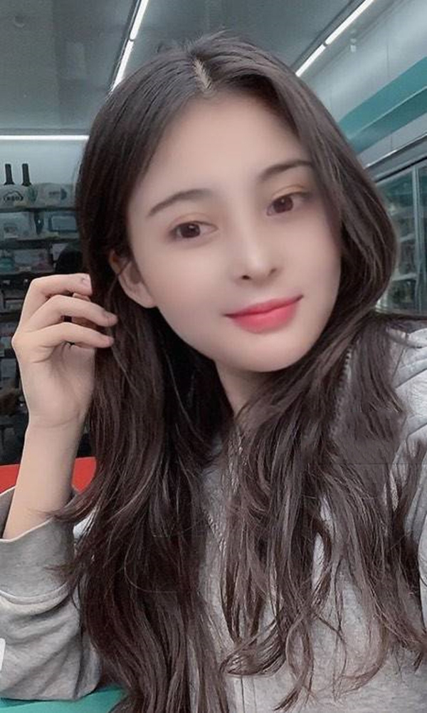 学生寂寞的咖啡