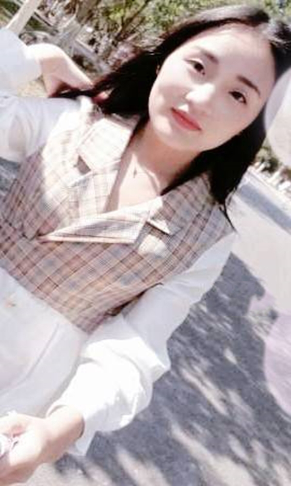 模特重庆小姐姐