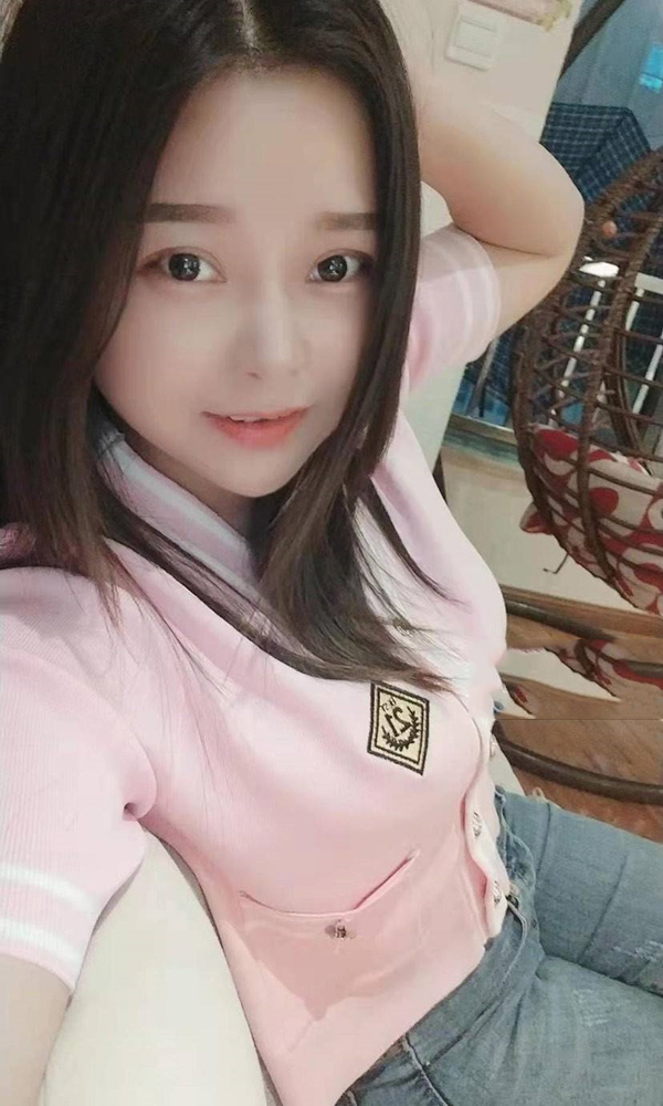 学生小‍♀仙女