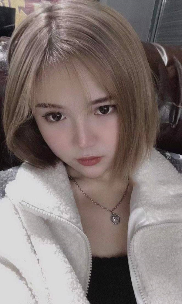 白领小伍仴可以认证