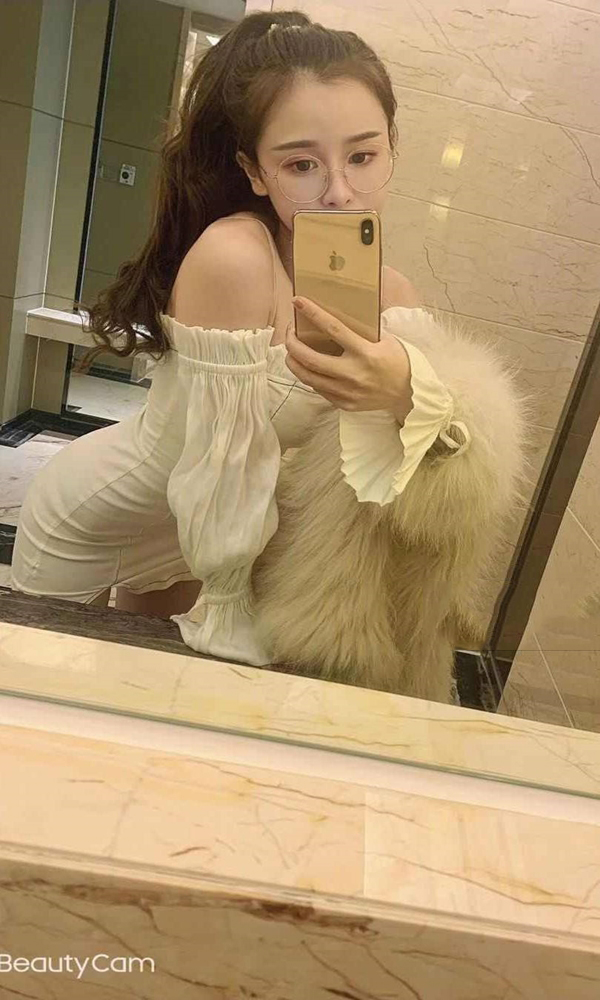 模特红色感叹号