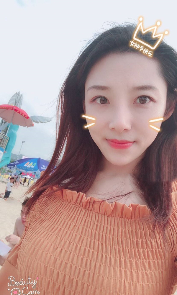 学生广州哒D姑娘