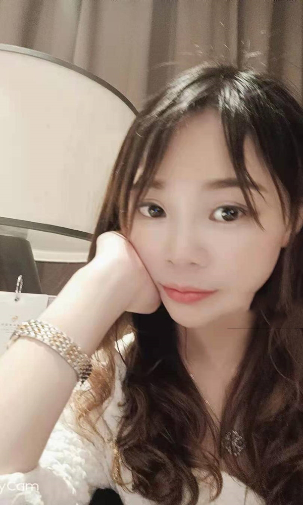 白领风情小阿妹