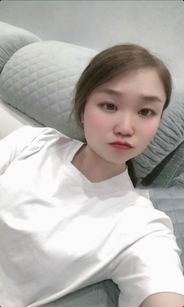 白领柠檬味拥抱