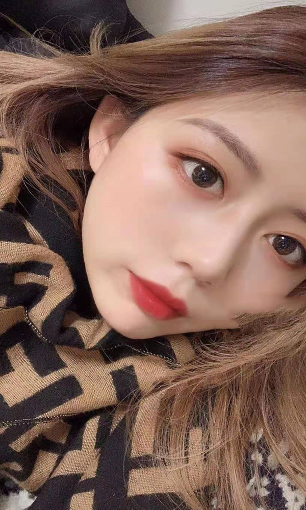 模特好看的默默